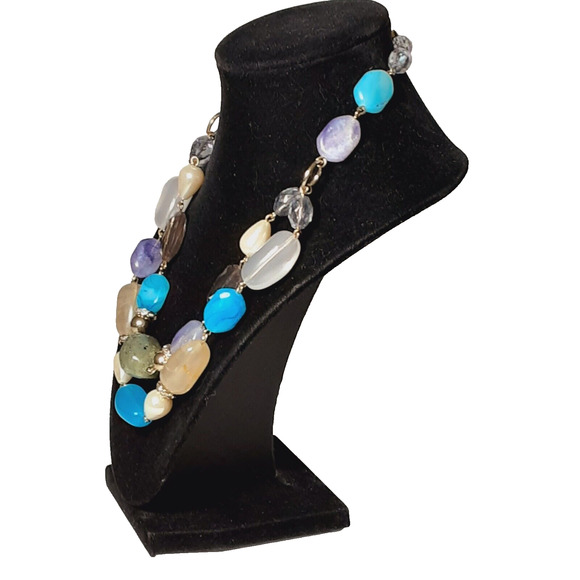 Vintage Avon Double Strand Mult-color Bead Necklace Marked NWT - Picture 2 of 6